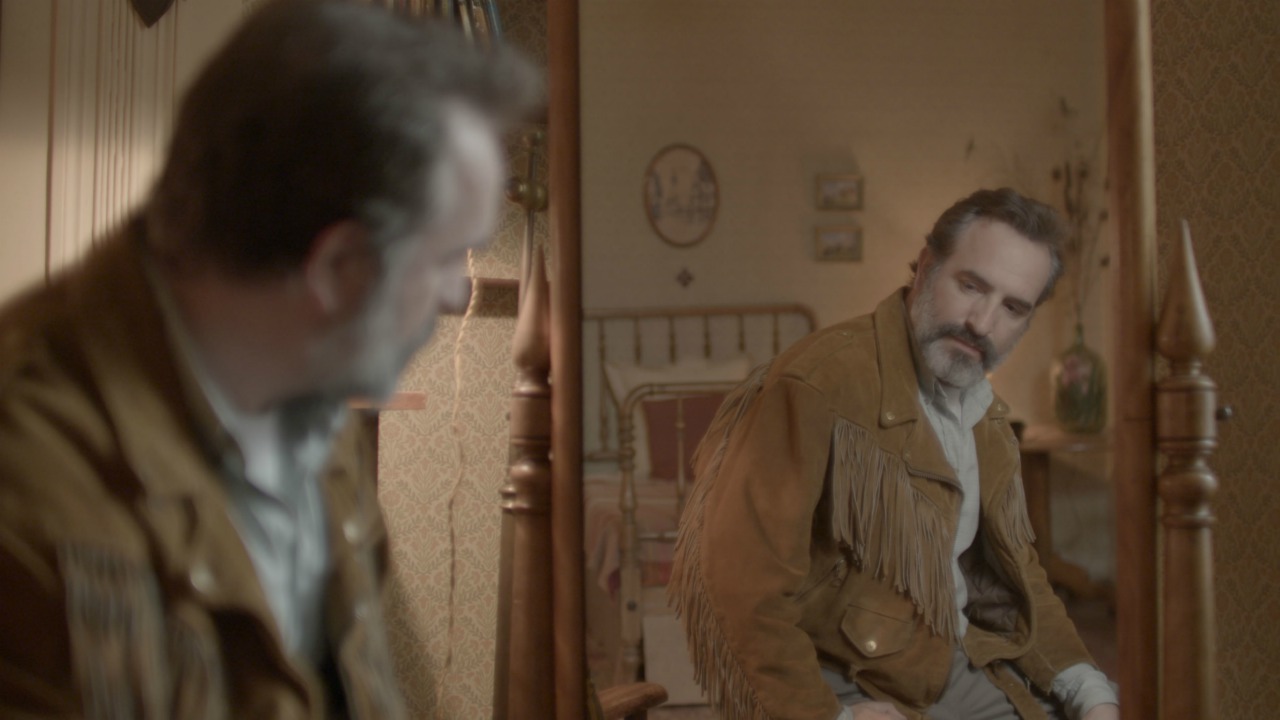 Doppia pelle: la recensione del surreale film con Jean Dujardin e Adèle Haenel