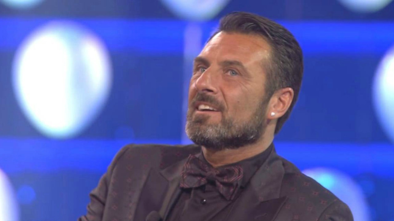Grande Fratello Vip, Sossio Aruta torna all'attacco contro Serena Enardu: "È falsa"