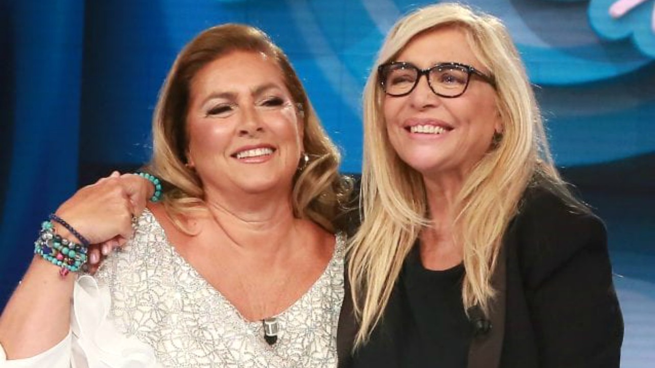 Romina Power e Mara Venier criticate: Maurizio Costanzo difende il gesto a Domenica In