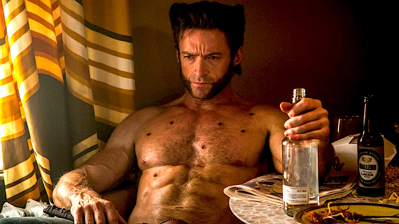 Il sedere di Hugh Jackman è intatto: Disney+ non lo censura in X-Men - Giorni di un futuro passato