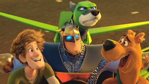 Scooby: la recensione del film di animazione con protagonisti Scooby Doo e Shaggy