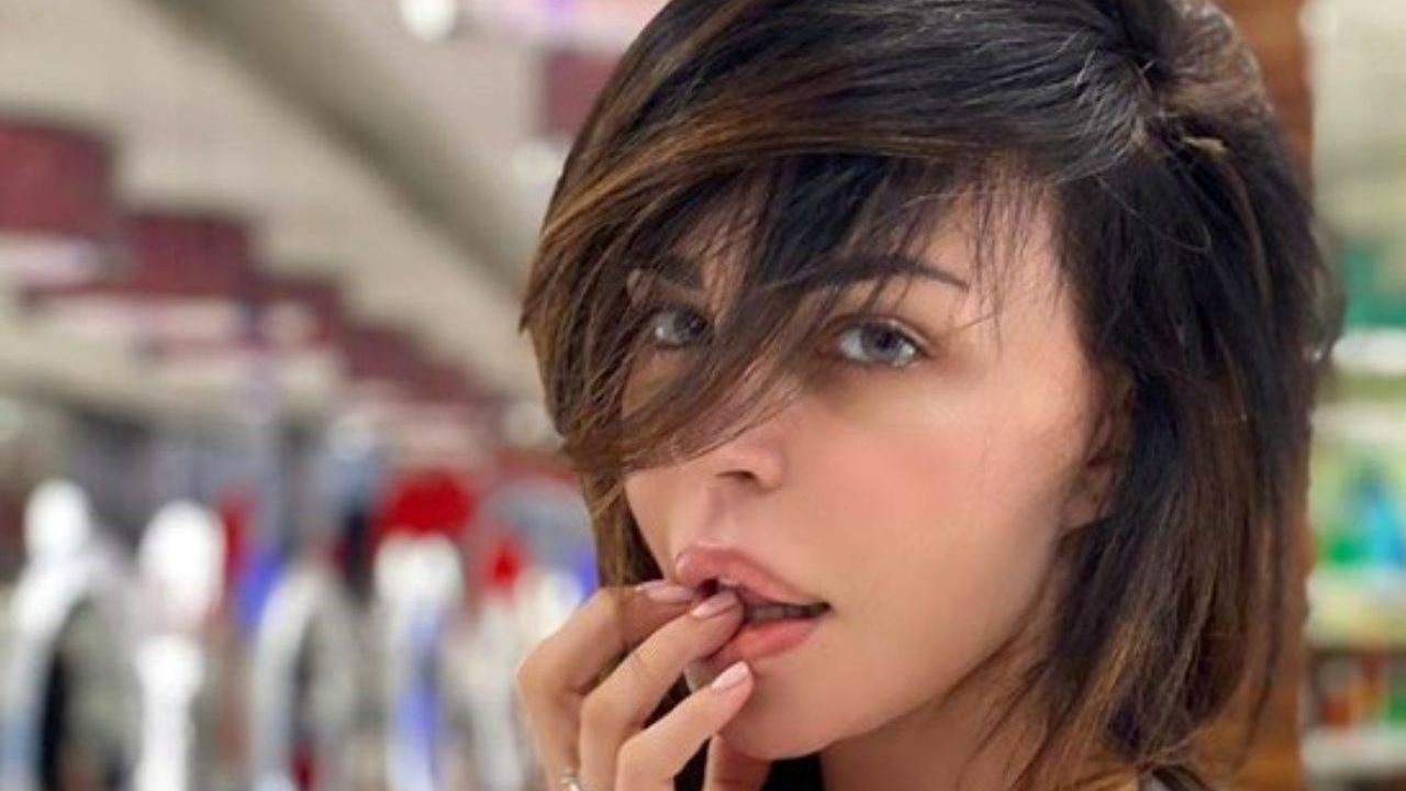 Grande Fratello Vip, Nina Moric rinuncia al reality show: "Mi devo disintossicare"