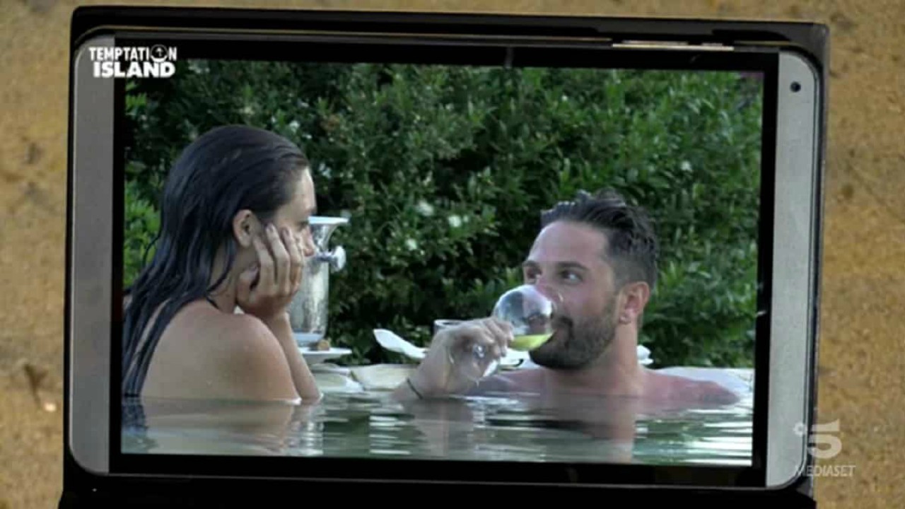 Temptation Island è pilotato? Arriva una clamorosa segnalazione sulla tentatrice di Antonio Martello