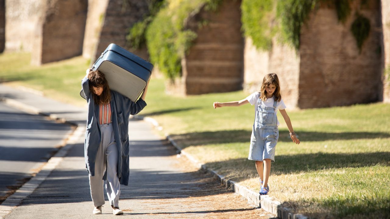 Jasmine Trinca esordisce alla regia: il corto BMM - Being My Mom sarà presentato al Festival di Venezia 2020