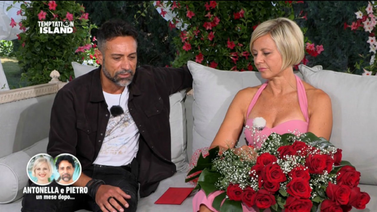 Temptation Island: Antonella Elia e Pietro Delle Piane, un finale già scritto? "Pensano solo ai soldi"