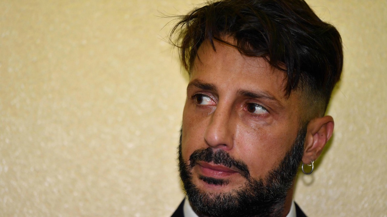 Fabrizio Corona non ci sarà alla festa di compleanno del figlio Carlos Maria: "Non mi è stato dato il permesso"