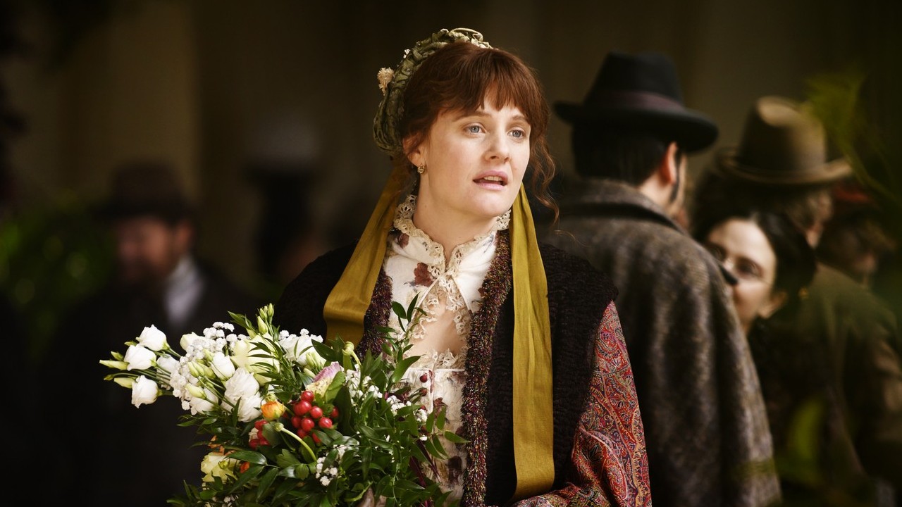 Miss Marx: trailer e poster ufficiali del film di Susanna Nicchiarelli in concorso al Festival di Venezia 2020