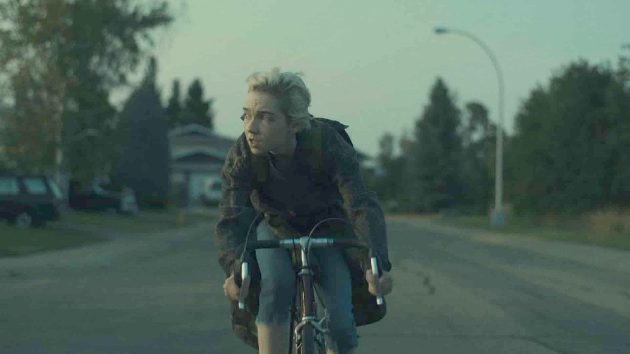 Come True: gli incubi si avverano nel trailer del thriller di fantascienza con Julia Sarah Stone