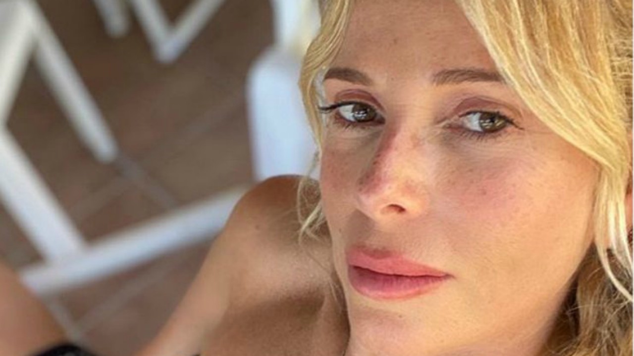 Temptation Island, la rivelazione di Alessia Marcuzzi sul cast: "Ci sono due coppie con una storia particolare"