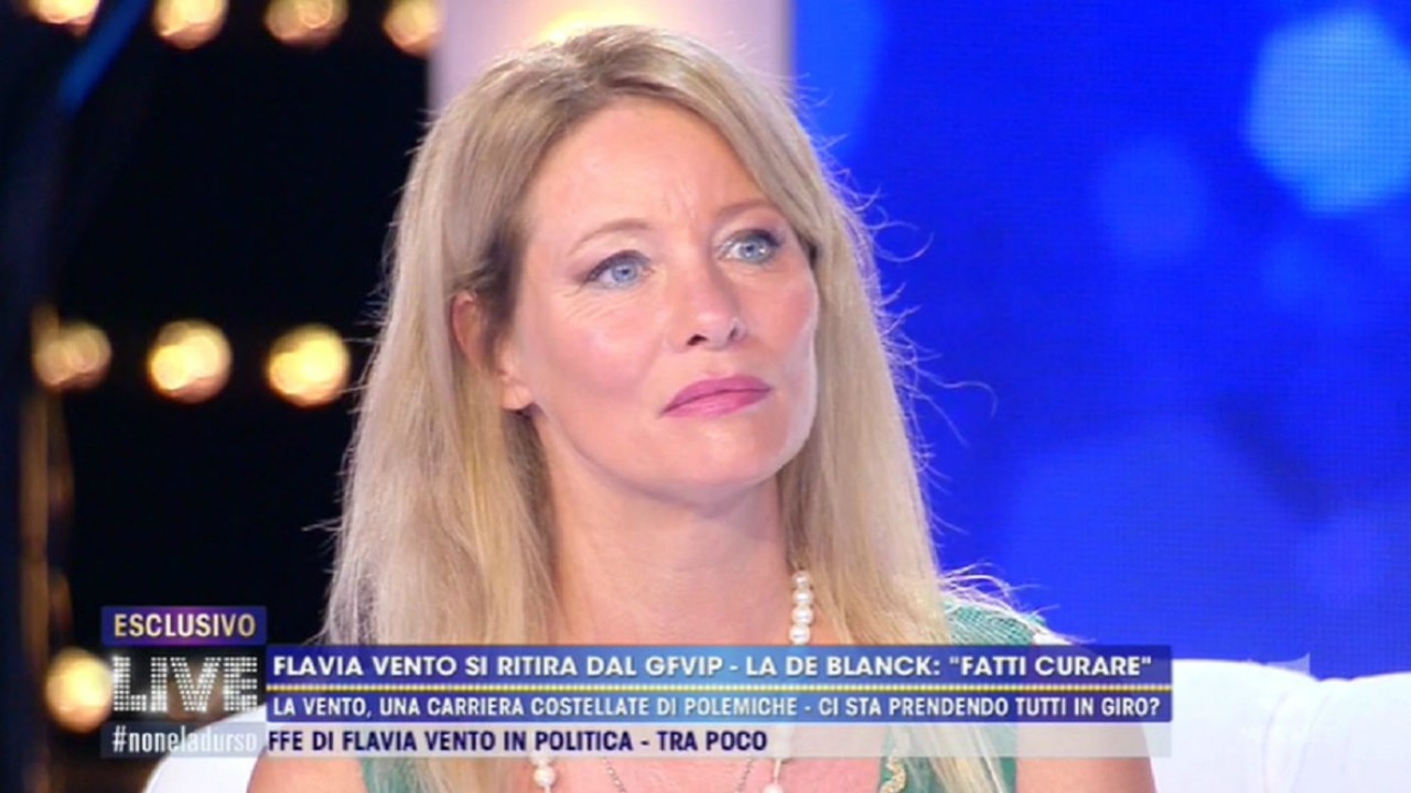 Grande Fratello Vip, Flavia Vento a Live-Non è la d'Urso rivela: "Ho mentito a tutti"