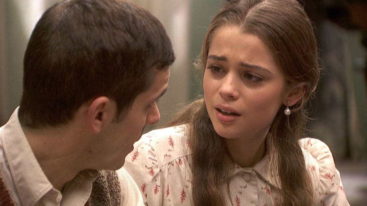 Il Segreto Anticipazioni 23 settembre 2020: Una dura verità per Carolina e Pablo. Sono fratelli!