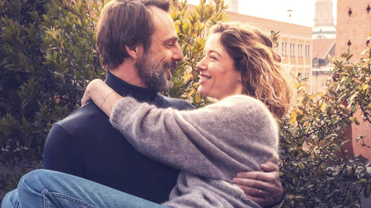 Nessuno come noi, la Torino anni Ottanta in streaming su Infinity, con Alessandro Preziosi e Sarah Felberbaum