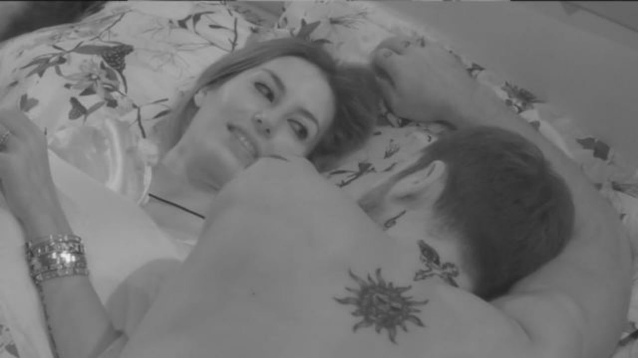 Grande Fratello Vip, Elisabetta Gregoraci e Pierpaolo Pretelli pericolosamente vicini