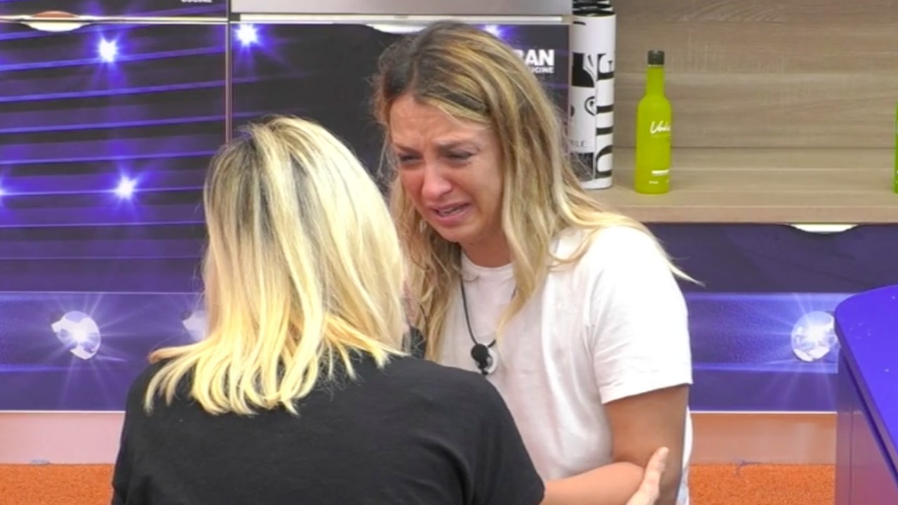 Grande Fratello Vip, Myriam Catania scoppia in Lacrime e vuole lasciare la Casa (VIDEO)