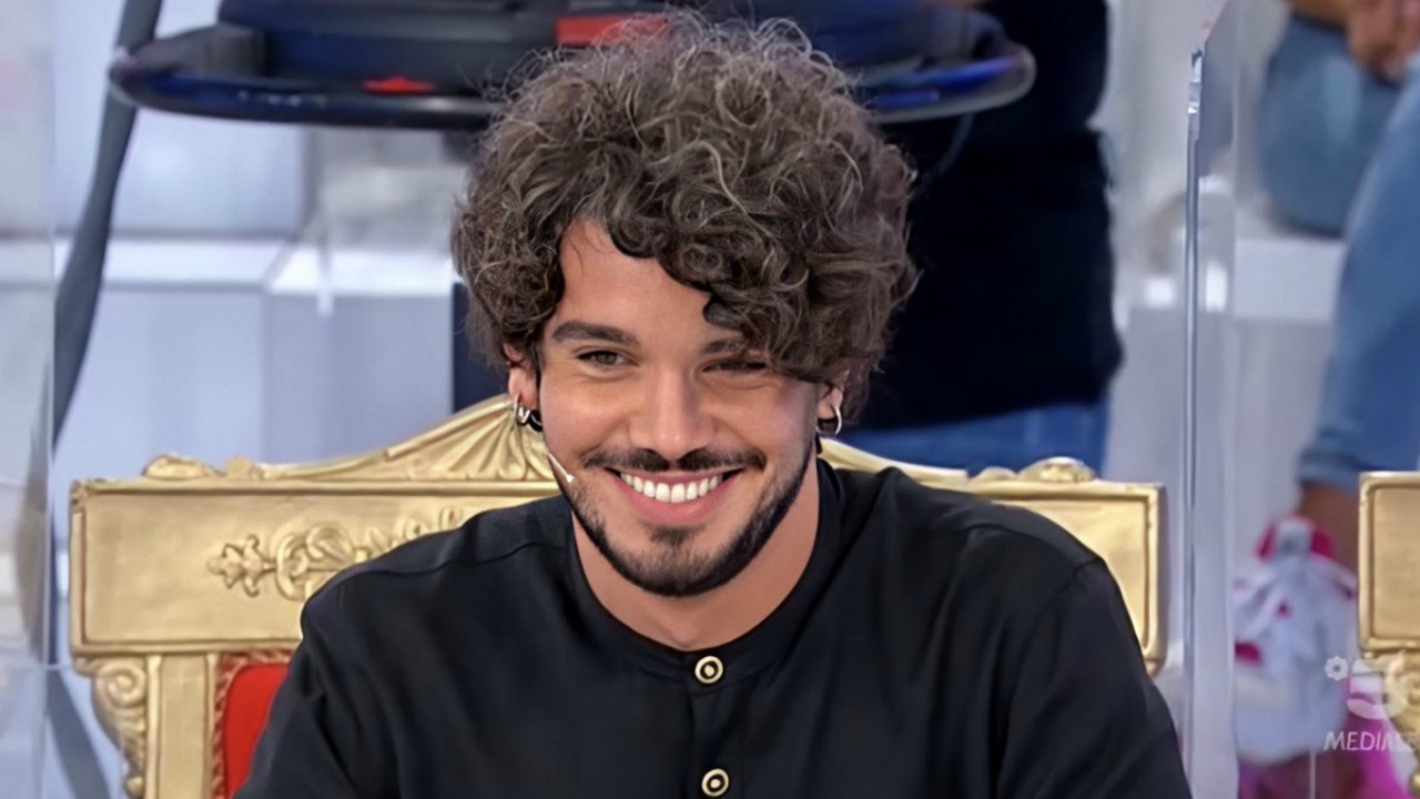 Uomini e Donne in onda oggi su Canale 5: Gianluca De Matteis chiude con Lucrezia, lei esce dallo studio ma...