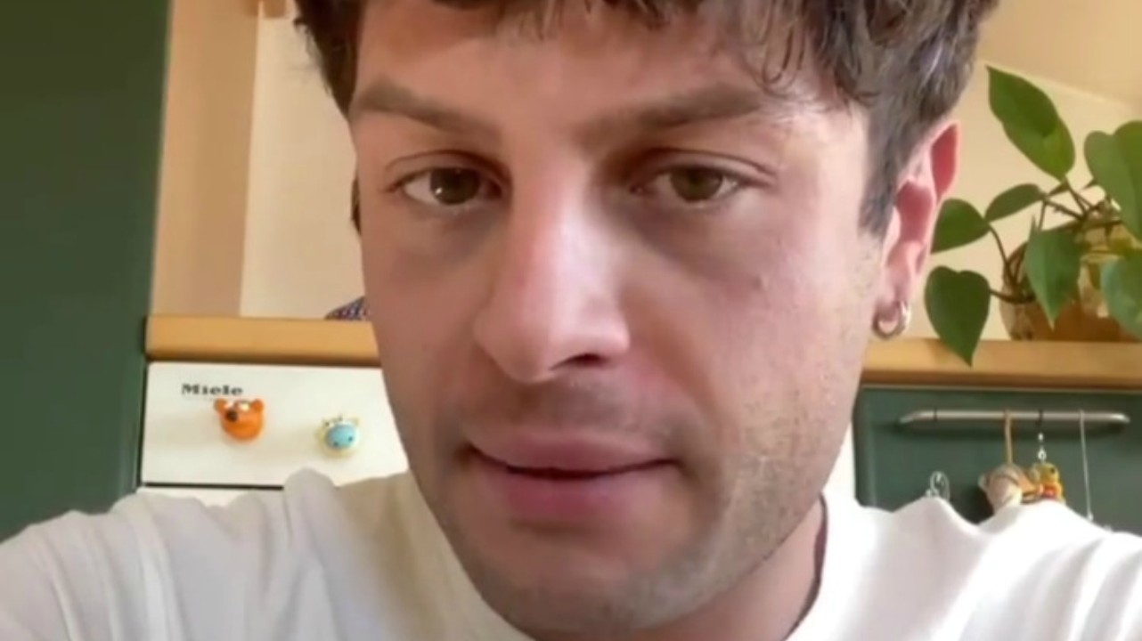 Iconize chiede perdono: "Mi vergogno, è stato Autolesionismo", poi disattiva il profilo Instagram
