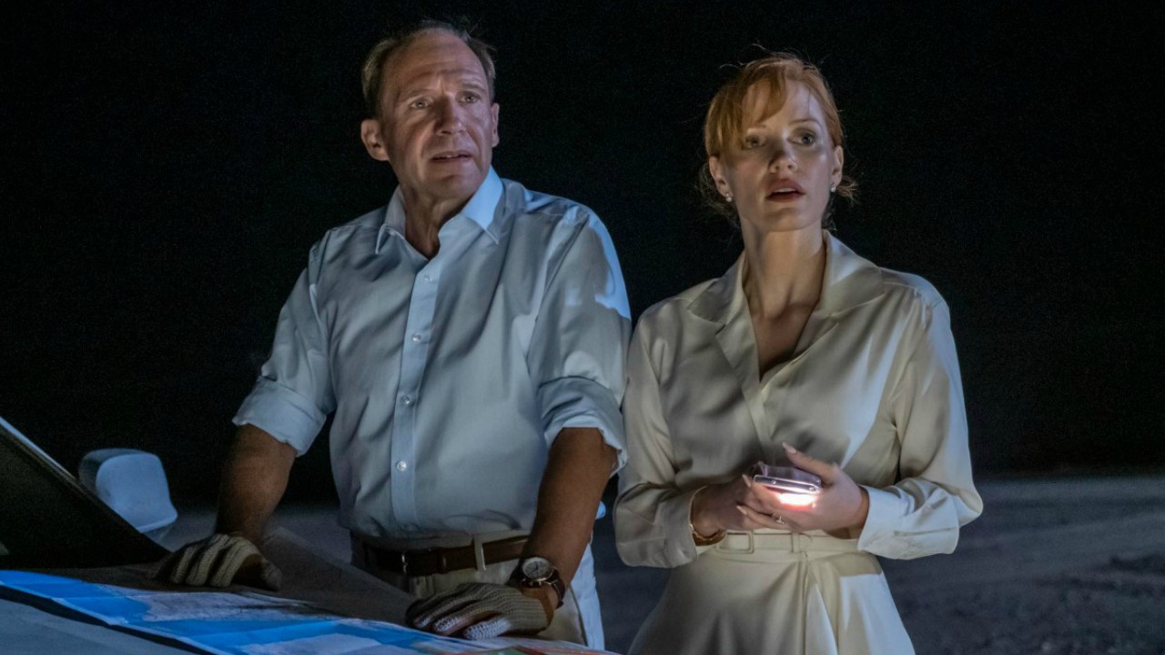 The Forgiven: Jessica Chastain e Ralph Fiennes nel deserto nelle prime foto del film