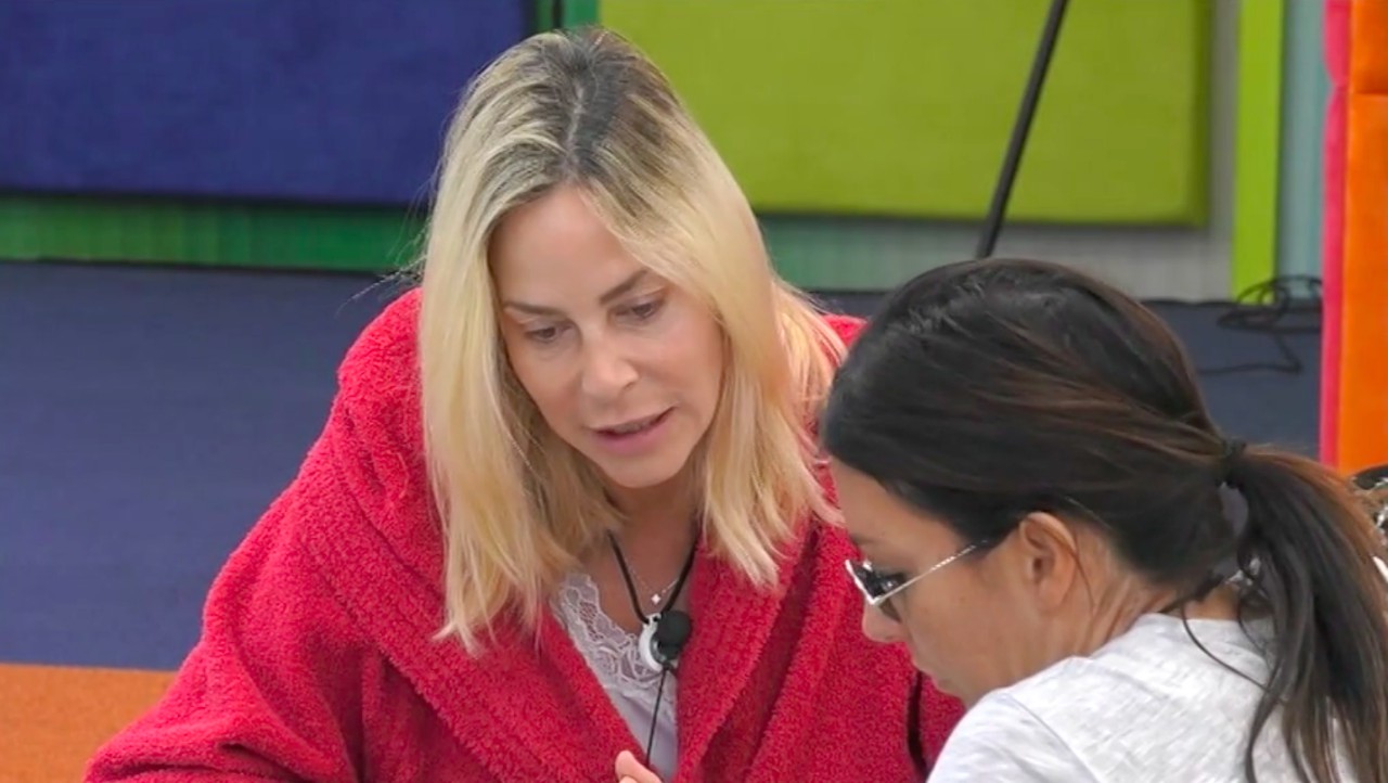 Grande Fratello Vip, Elisabetta Gregoraci rimprovera Stefania Orlando: "Matilde Brandi ci è rimasta male..."