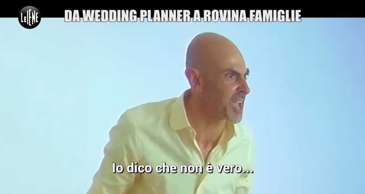 Le Iene, lo Scherzo esilarante a Enzo Miccio con la complicità della compagna di Pechino Express (VIDEO)