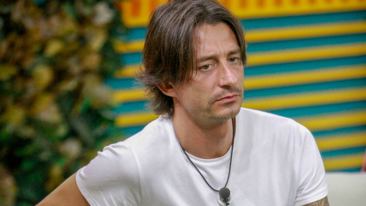 GF Vip, Francesco Oppini sul bacio a Zorzi: GF Vip, Francesco Oppini sul bacio a Zorzi: