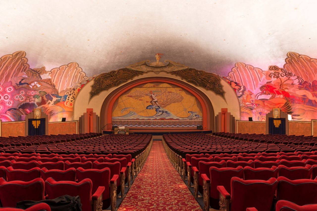 I cinema chiusi sono la morte della speranza