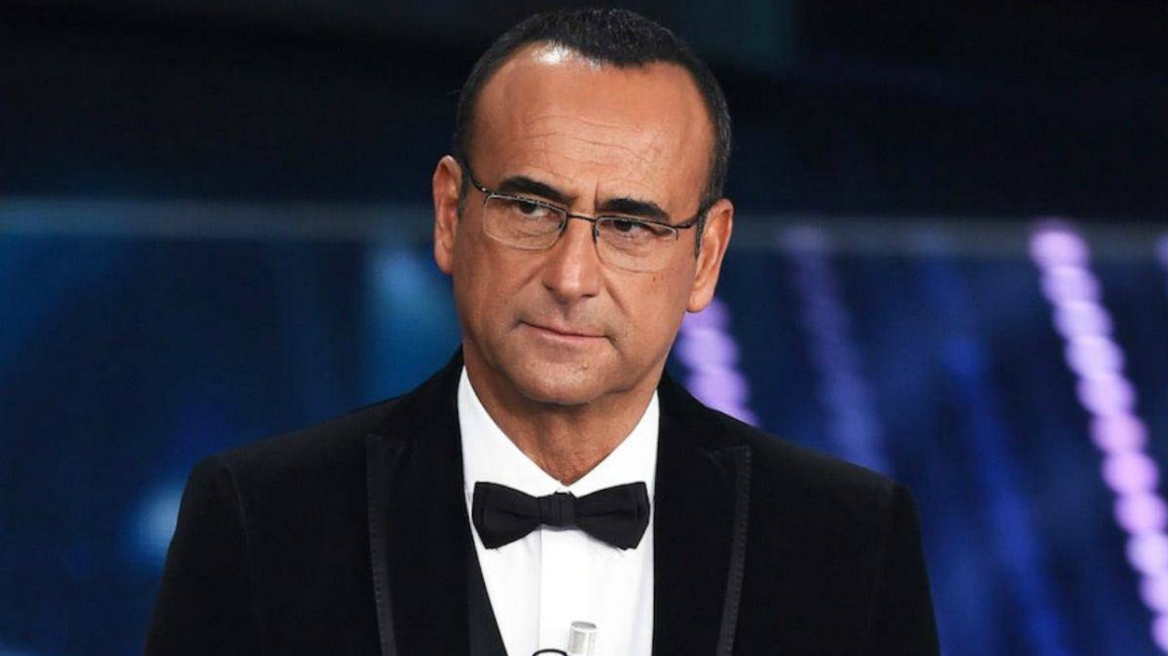 Carlo Conti ha il Coronavirus ma non si ferma: condurrà Tale e Quale Show da Casa