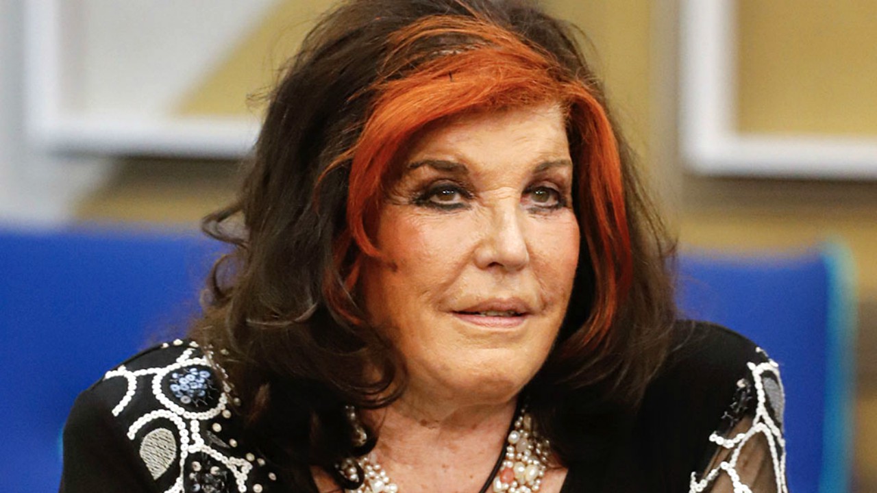 Grande Fratello Vip, "Nomination truccate": Antonella Elia attacca Patrizia De Blanck