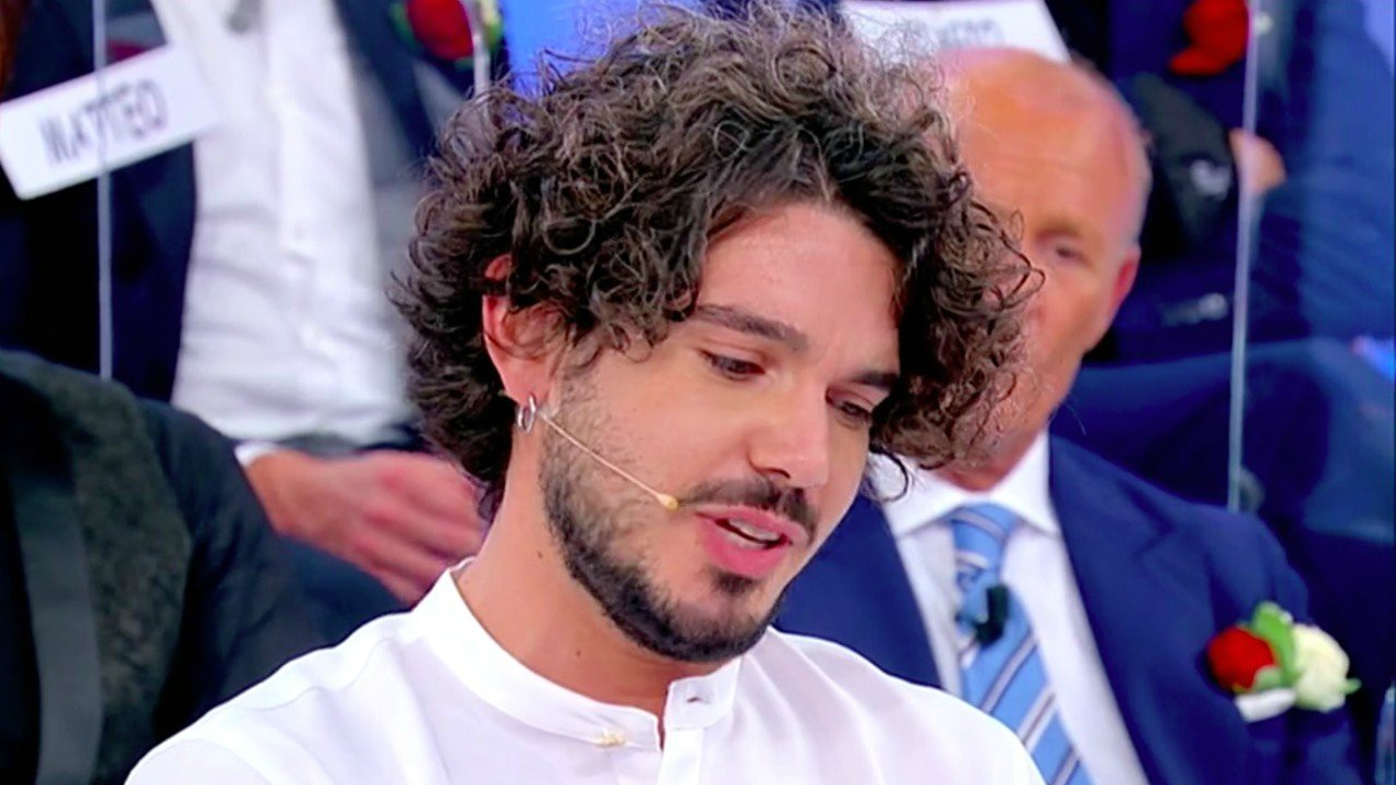 Uomini e Donne in onda oggi su Canale 5: Gianluca De Matteis deluso da Gabriella, Nicola Vivarelli sorprende tutti
