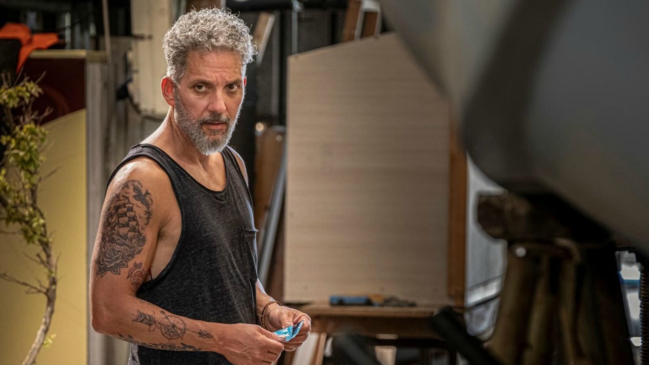 Beppe Fiorello contro Luca Argentero, un duello via social