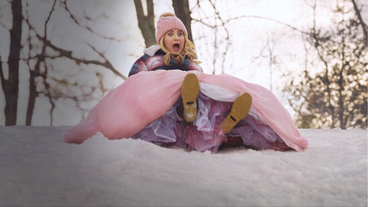Fata Madrina Cercasi: lo sfavillante trailer della commedia natalizia con Isla Fisher e Jillian Bell