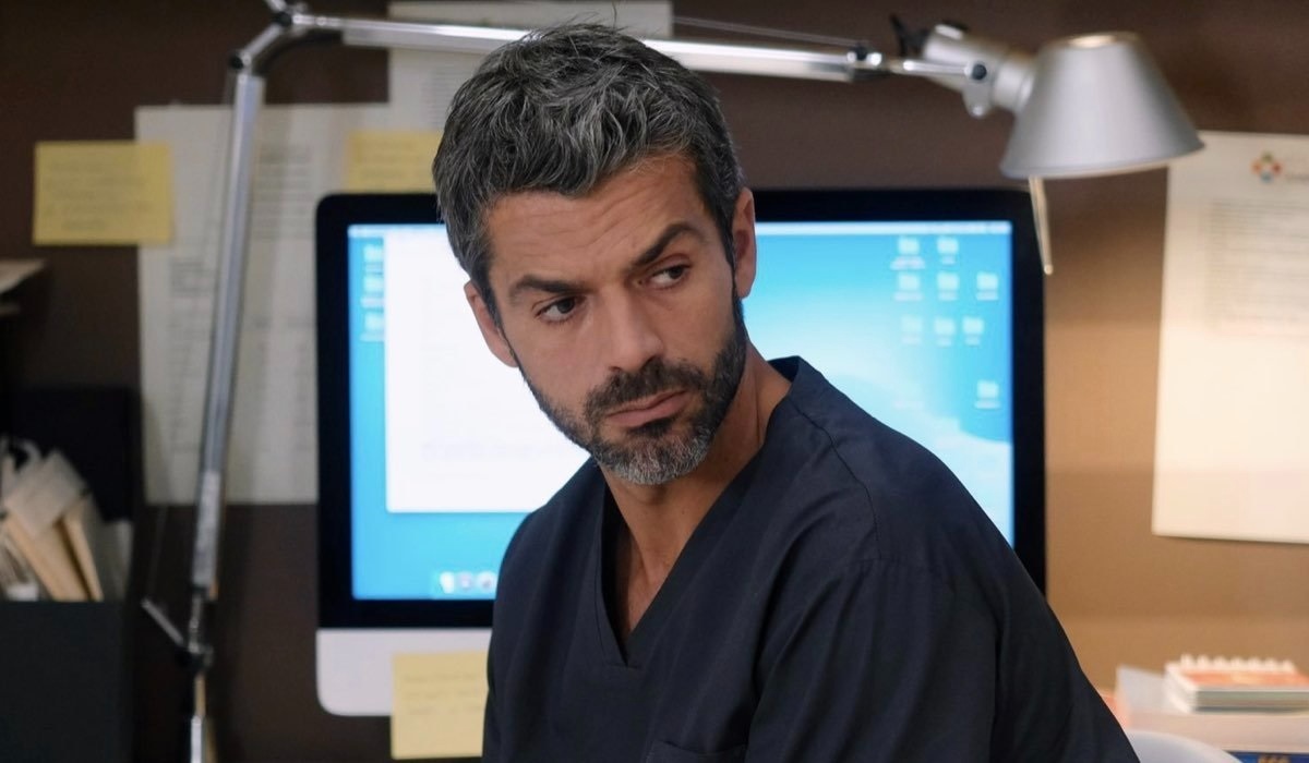 Doc - Nelle tue mani, Luca Argentero in lacrime dopo l'ultima puntata