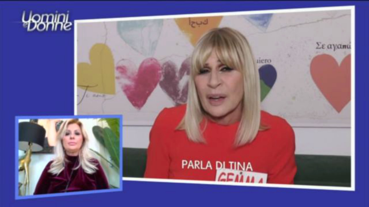 Uomini e Donne, volano stracci tra Tina Cipollari e Gemma Galgani: "Sei vestita come un albero di Natale"