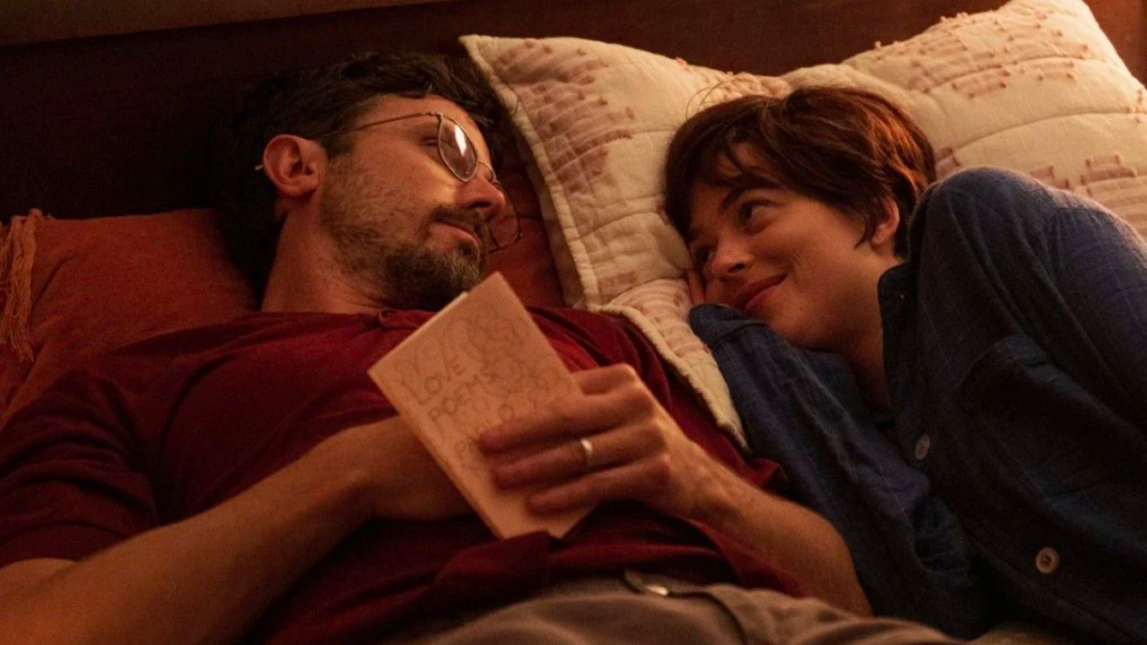 Our Friend: Dakota Johnson ha sei mesi di vita nel commovente trailer del film