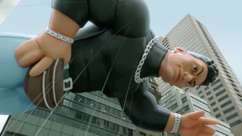 Dwayne Johnson è un carro alla parata del Thanksgiving