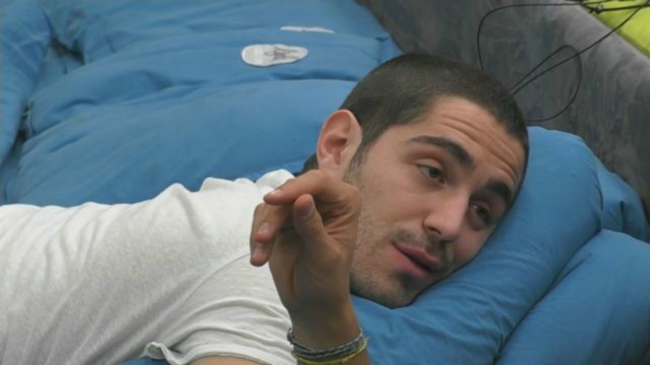 Grande Fratello Vip, Tommaso Zorzi disperato per Francesco Oppini: "So cosa sceglierai di fare" (VIDEO)