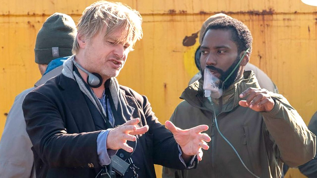 Christopher Nolan contesta il piano di streaming e sala contemporanei della Warner Bros negli States