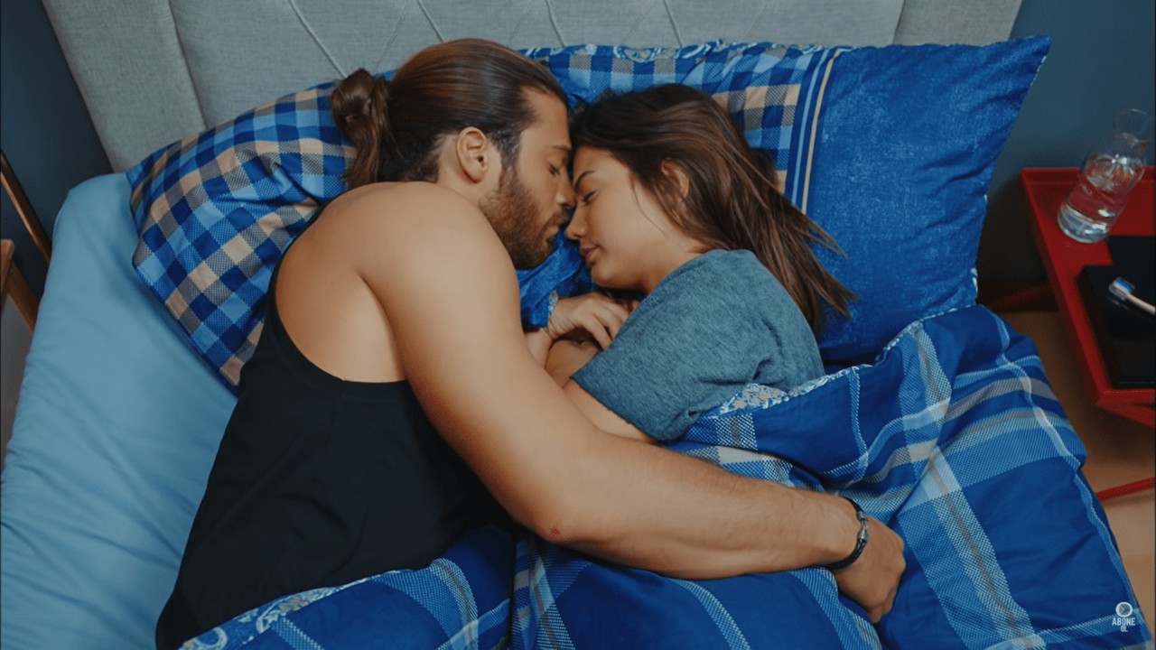 Daydreamer, Can Yaman e Demet Ozdemir: i momenti più Romantici dei Protagonisti della Soap