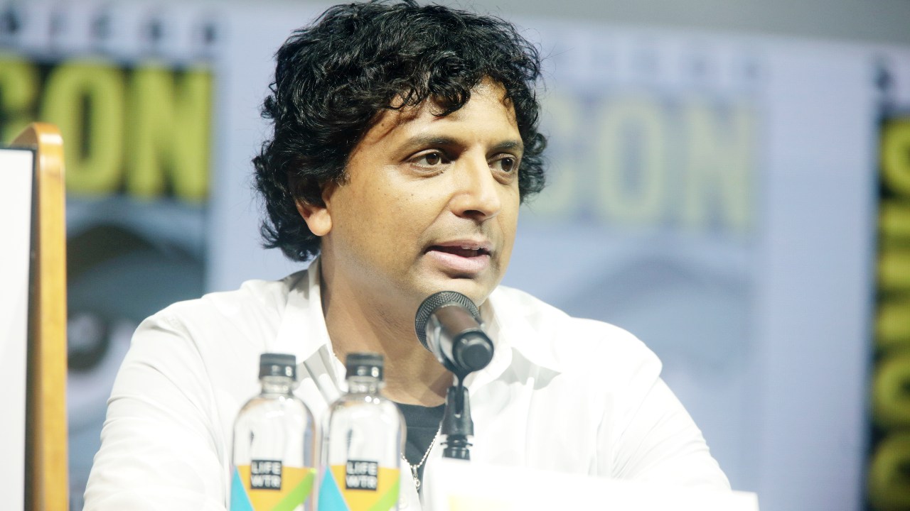 M. Night Shyamalan, sala contro streaming, il suo parere
