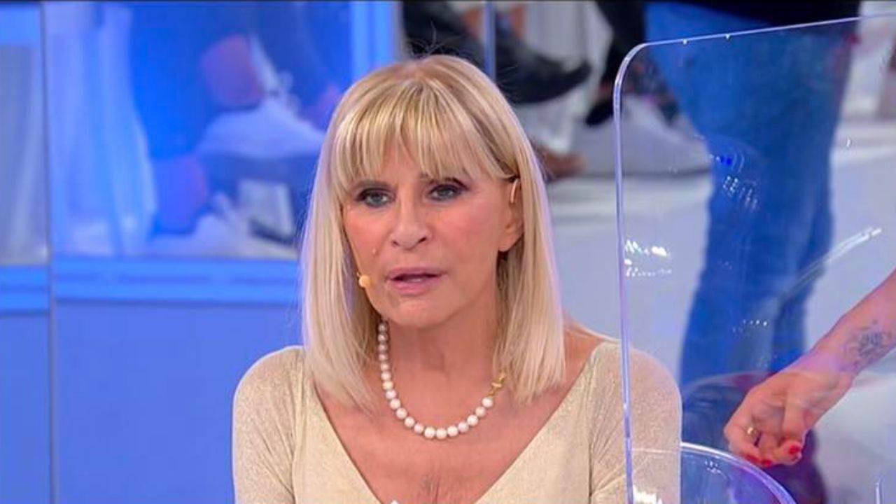 Uomini e Donne in onda oggi su Canale5: Gemma distrutta, Maurizio ha l'amante