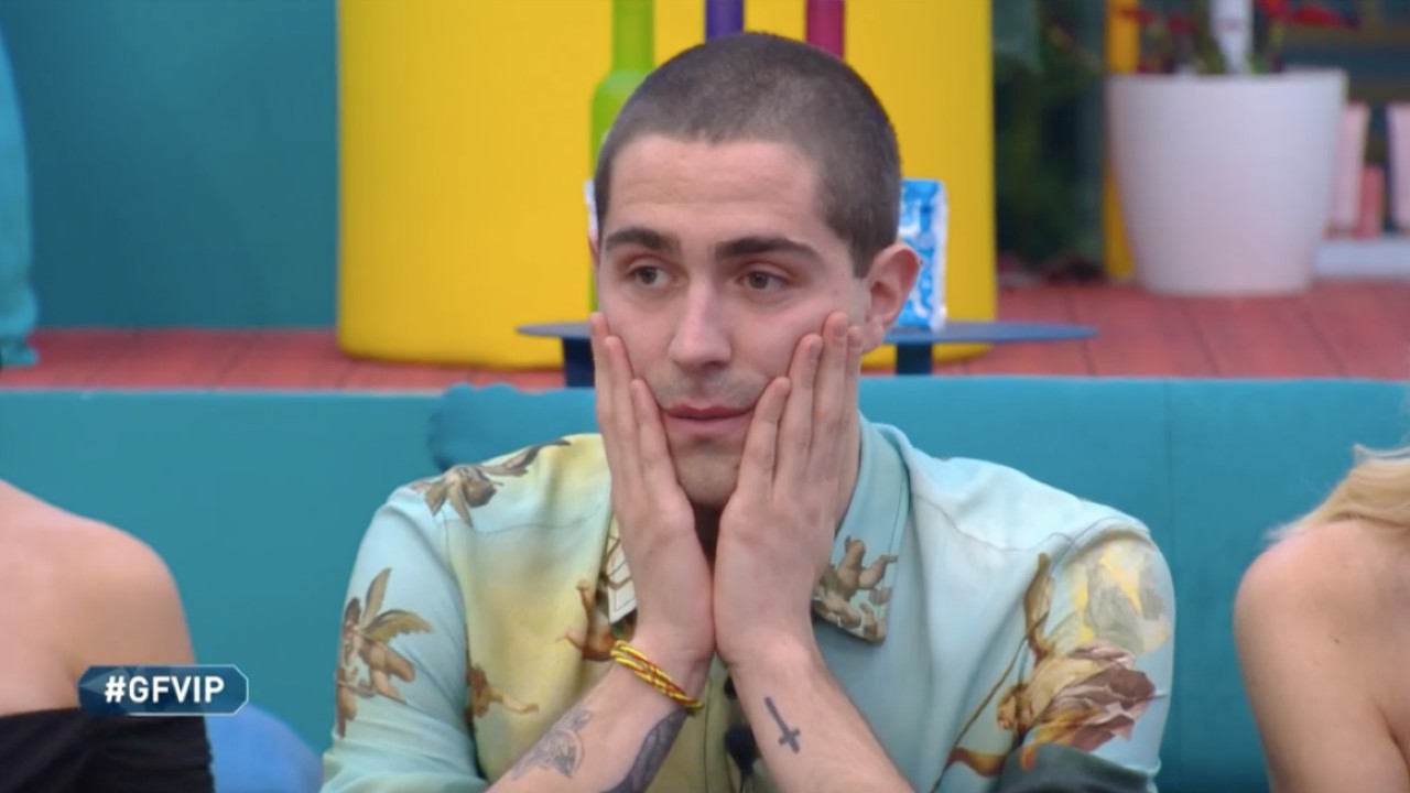 Grande Fratello Vip, Tommaso Zorzi in preda ai conati: crisi di nervi per il Prolungamento (VIDEO)