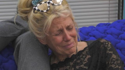 Grande Fratello Vip, Maria Teresa Ruta in crisi: "Resterei ma mi sento egoista, non sono più serena" (VIDEO)