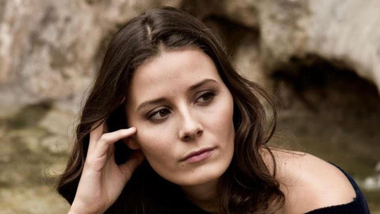 Un Posto al Sole: Chi è Greta Berti, l'attrice che interpreta Ilaria nella soap