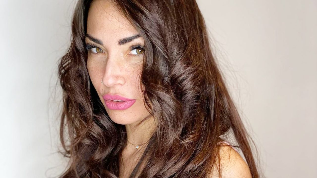 Uomini E Donne Chi E L Ex Marito Di Ida Platano News E Curiosita Sulla Dama Del Trono Over