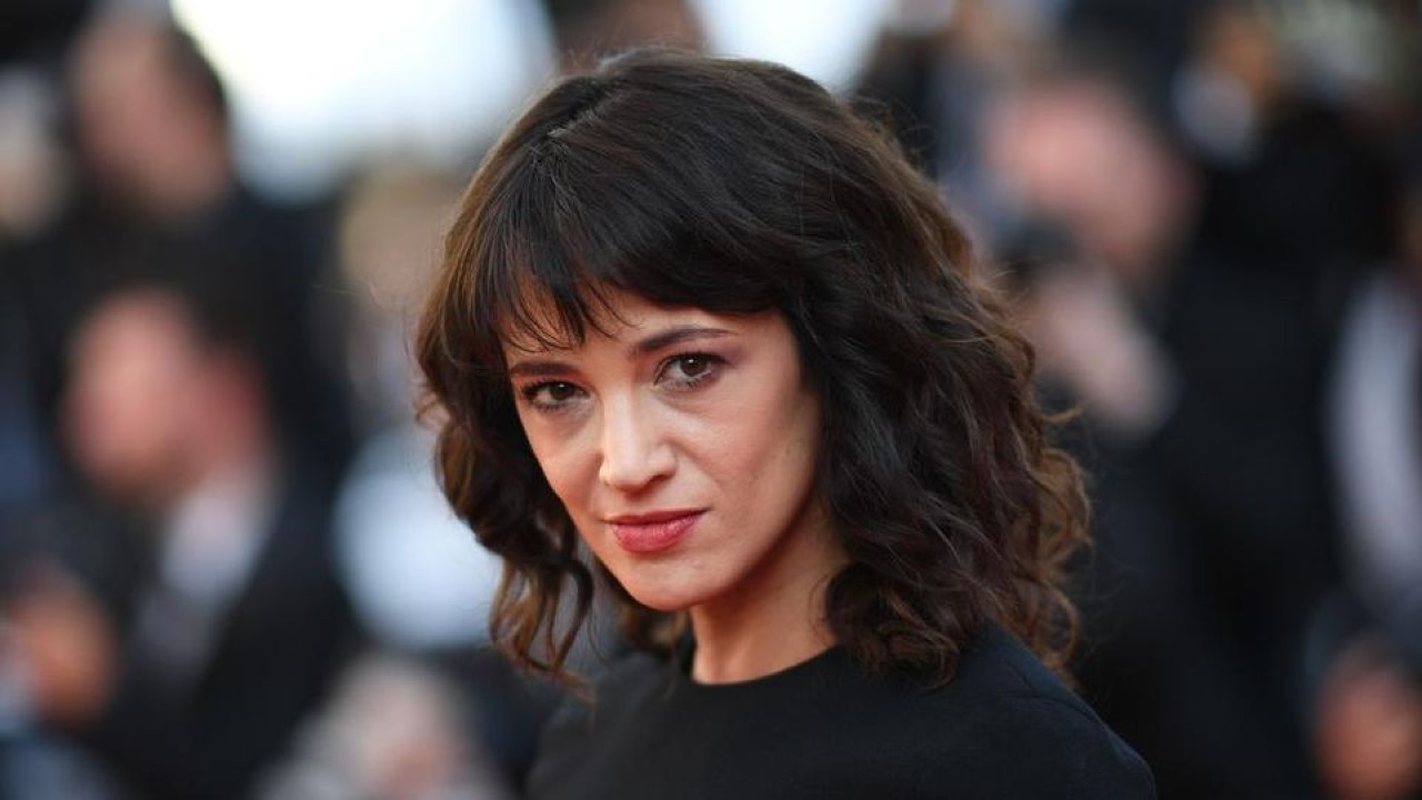 Isola dei Famosi 2021, Asia Argento ci ripensa: quale sarà il suo ruolo nel Reality di Ilary Blasi