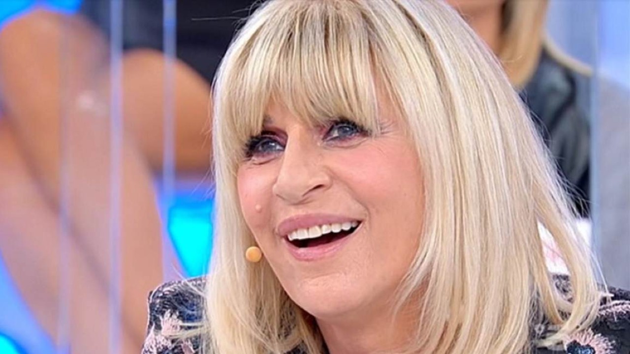 Uomini e Donne, Gemma Galgani tuona contro Tina Cipollari: "Non sono alla ricerca del se**o"