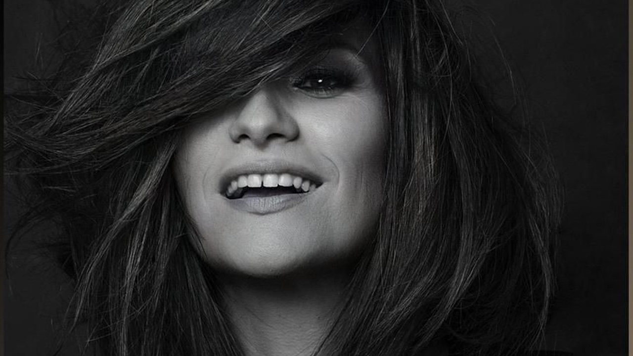 Laura Pausini vince il Golden Globe, ringrazia Sophia Loren e lo dedica a se stessa, all'Italia e a sua figlia