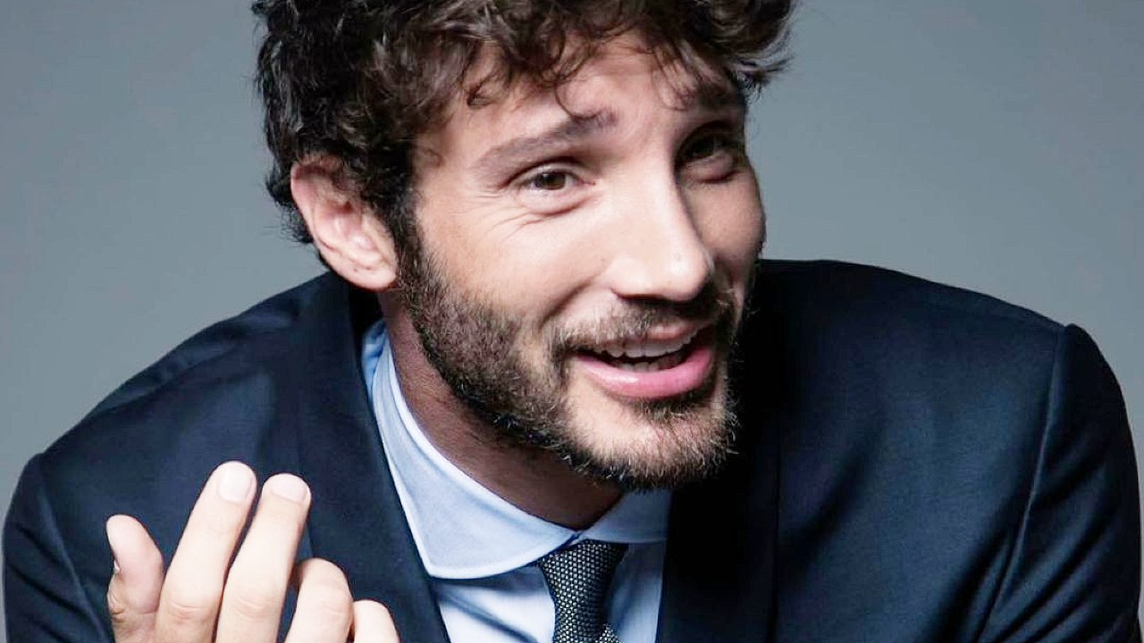 Amici 20, Stefano De Martino invaghito di una Ballerina del Talent? L'indiscrezione