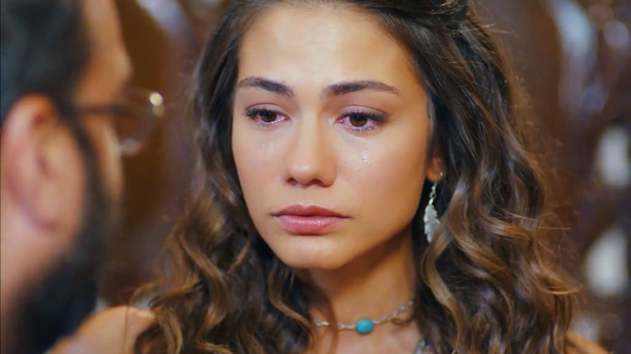 Daydreamer Anticipazioni 20 aprile 2021: Sanem in lacrime, Nihat l’ha diseredata!