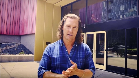 Matthew McConaughey dalla parte delle sale con un video: "Il grande schermo è tornato!"