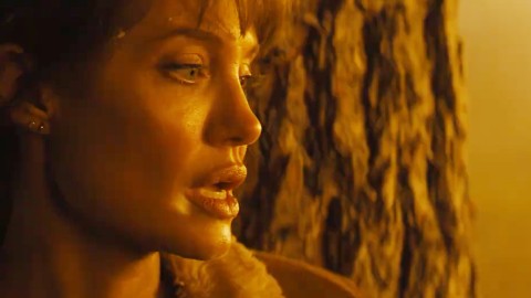 Angelina Jolie: "Mi attirano i personaggi lacerati"